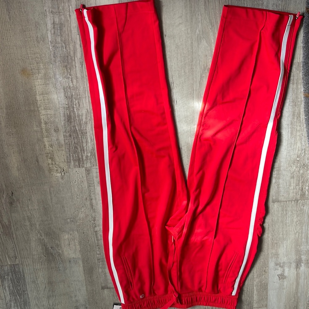 Petite Gapfit red white stripe